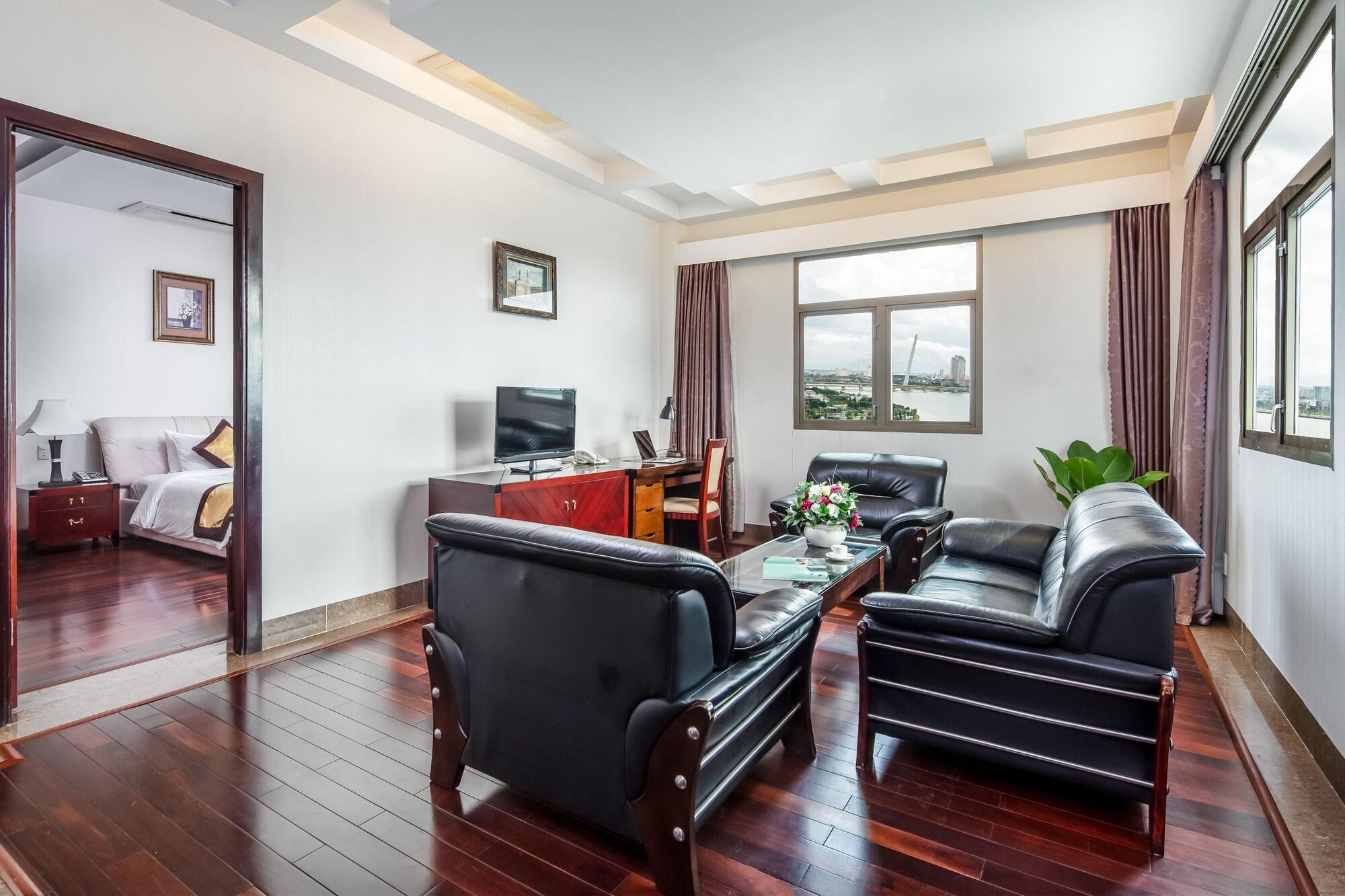 Da Nang Riverside Hotel Екстериор снимка