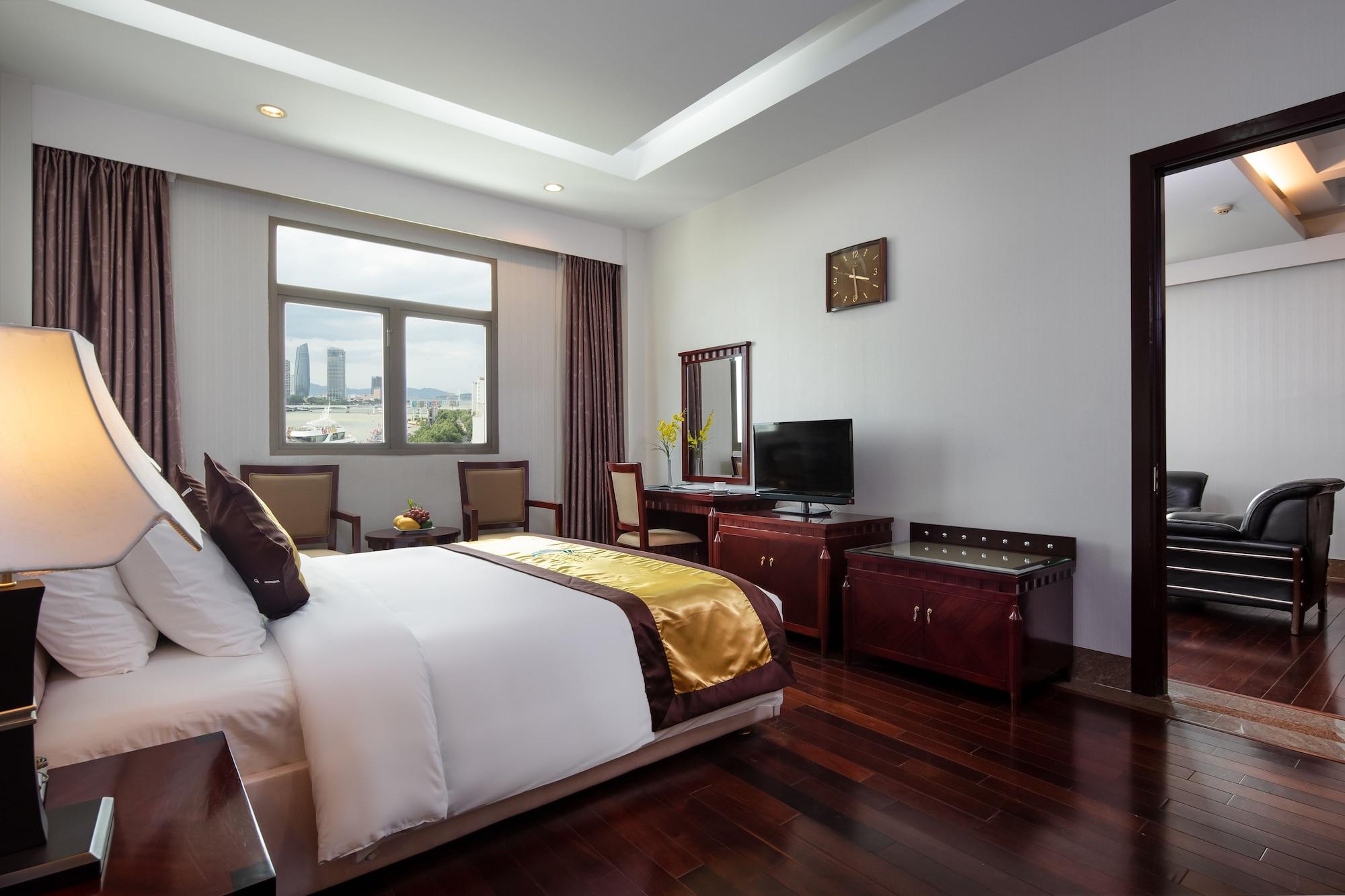Da Nang Riverside Hotel Екстериор снимка